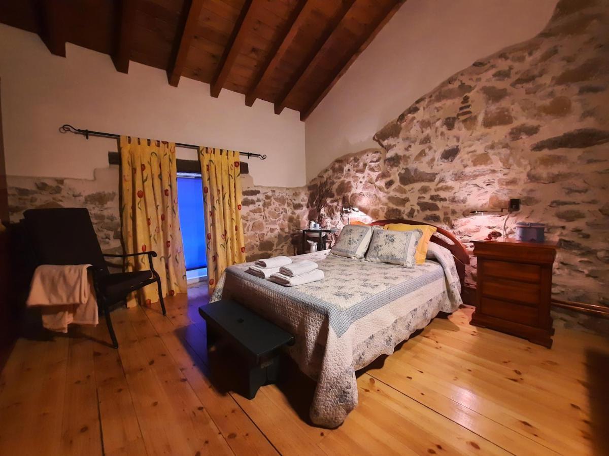 Casa Rural Alto Santiago Santiago del Collado ภายนอก รูปภาพ